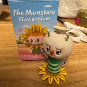 Striped Green and Yellow Flower Elf Figurine monsters popmart